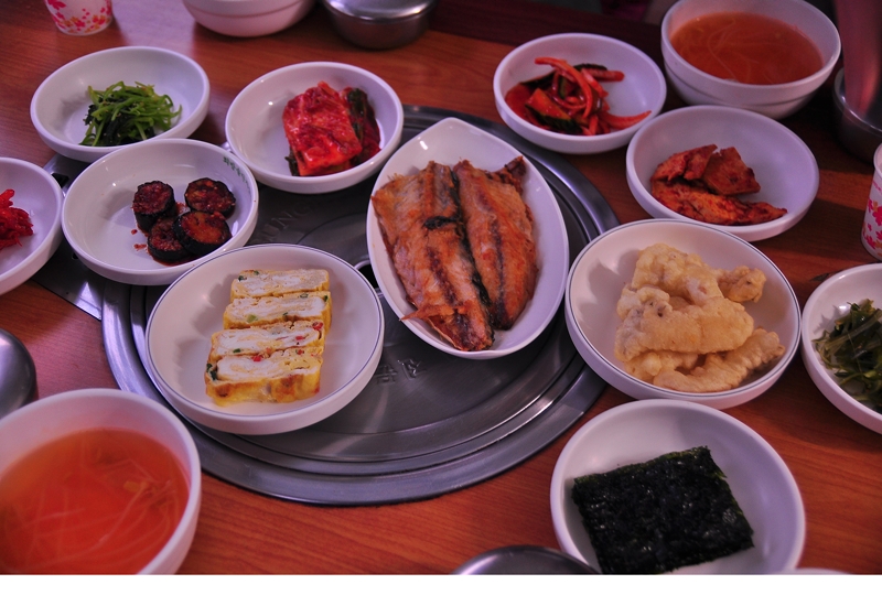 Mackerel Dinner with Banchan