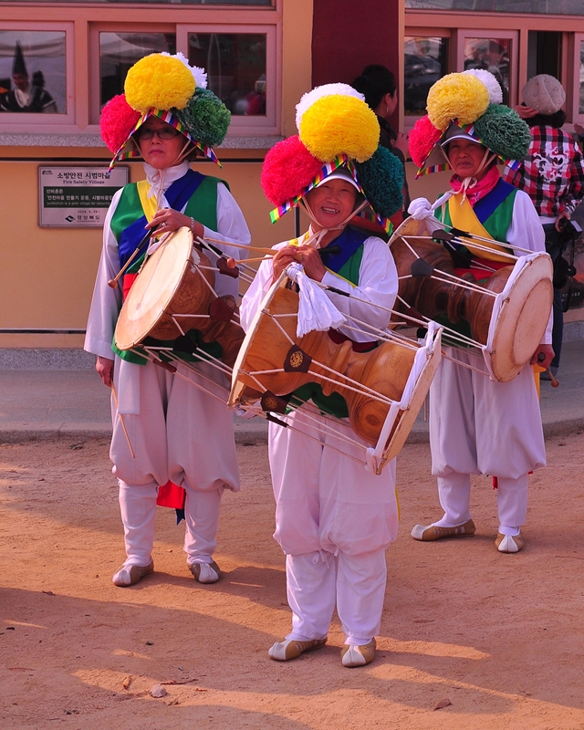 Traditional Perfomers