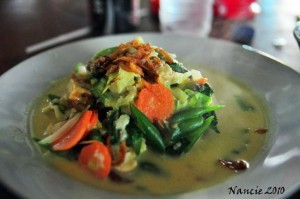 Naughty Nuri's Amazing Vegetable Curry!