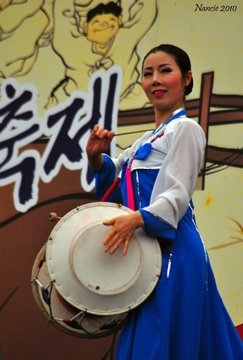 m_Performer1DSC_2535