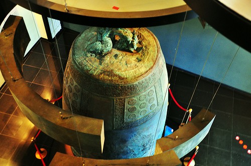 Travel Photo Thursday– November 24, 2011– Koreans Love Their Bells!