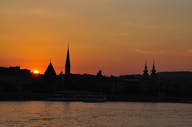 Through the Sandbox Lens #47 — Sunset on the Danube
