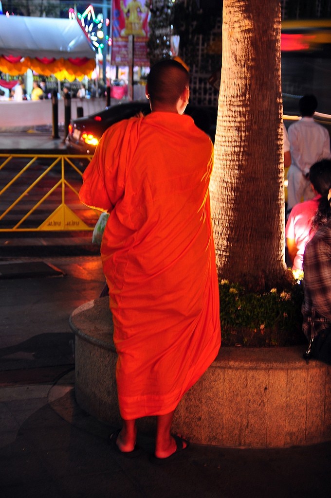 Travel Photo Thursday &mdash; October 11, 2012 &mdash; A Bangkok Moment
