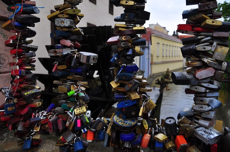 Lovers declare their everlasting love on Kampa Island.