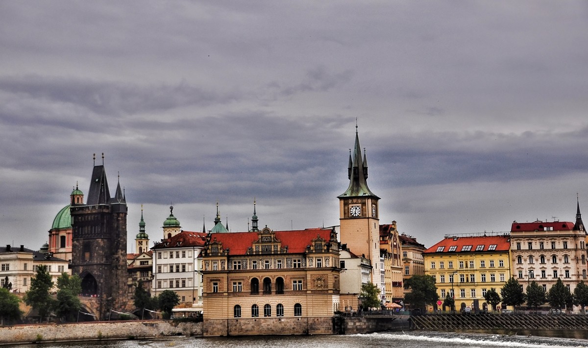 Beautiful Prague for Travel Back Saturday